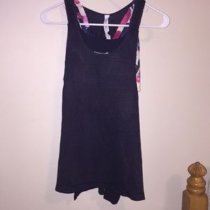 Lululemon workout tank with built in bra